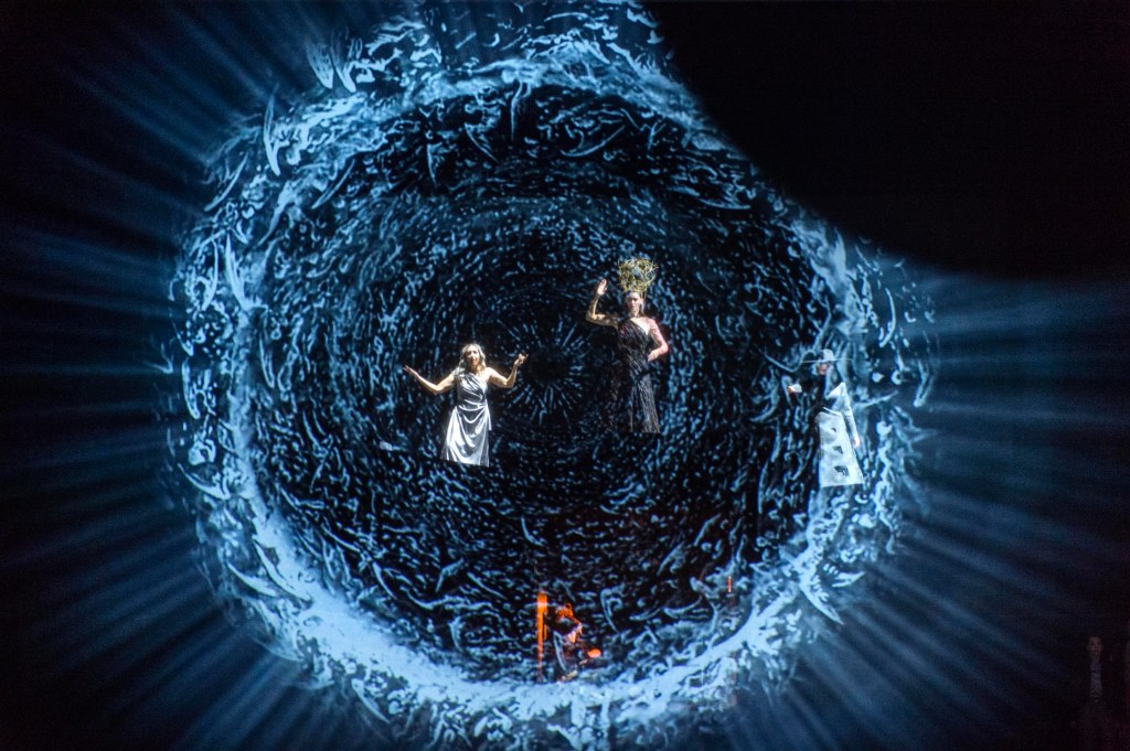 Dieses Bild hat ein leeres alt-Attribut; sein Dateiname ist calisto-0011.jpg.