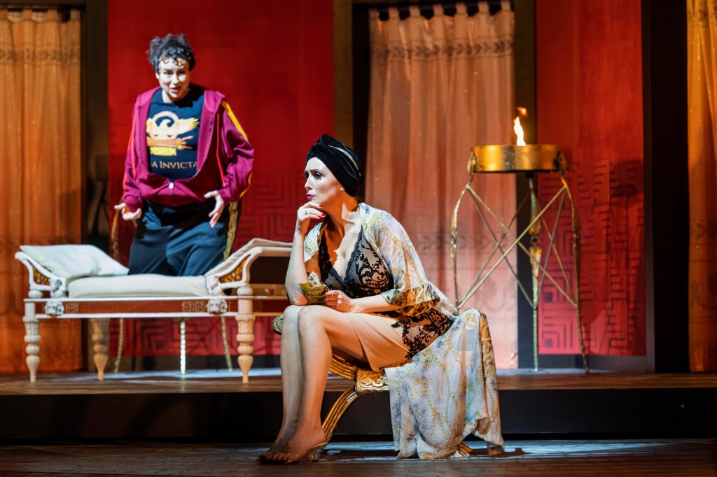 Dieses Bild hat ein leeres alt-Attribut; sein Dateiname ist agrippina-1032.jpg.