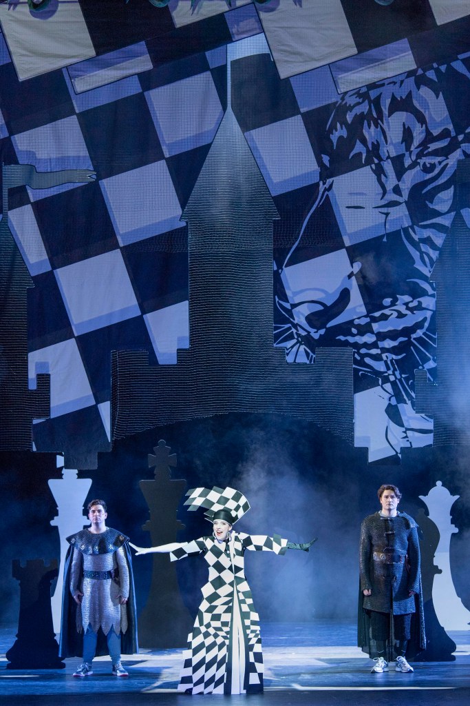 Dieses Bild hat ein leeres alt-Attribut; sein Dateiname ist iwein-lunete.jpg